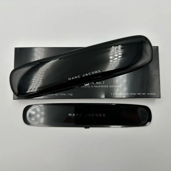 Marc Jacobs Style Eye-con No. 7 The Enigma